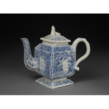 Teapot and cover Teapot and cover