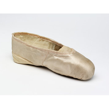 Ballet shoe | Nicolini - Romeo | V&A Search the Collections