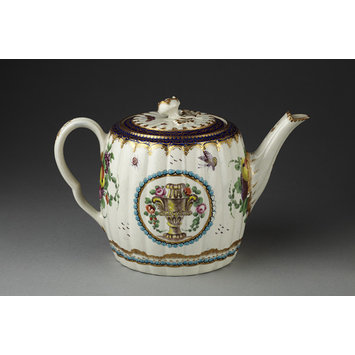 Teapot and cover Teapot and cover