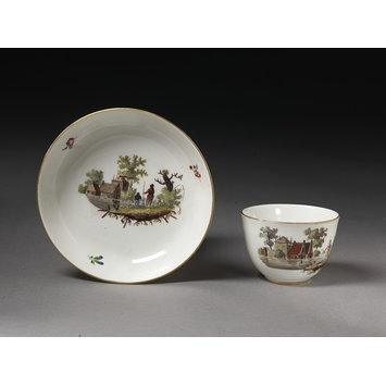 Teacup and saucer Teacup and saucer