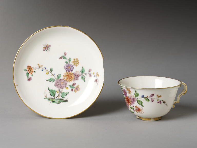 Tea cup and saucer | Capodimonte porcelain factory | V&A Search the ...