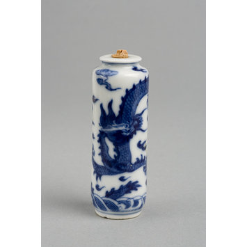 Snuff bottle Snuff bottle