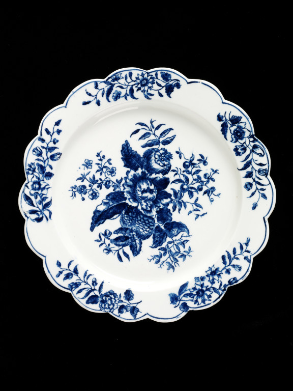 Plate | Lowestoft porcelain factory | V&A Search the Collections