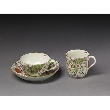 Teacup, coffee cup and saucer Teacup, coffee cup and saucer