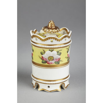Match pot and cover Match pot and cover