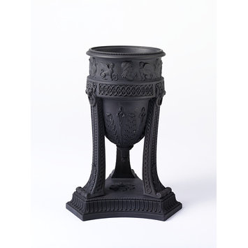 Tripod vase Tripod vase