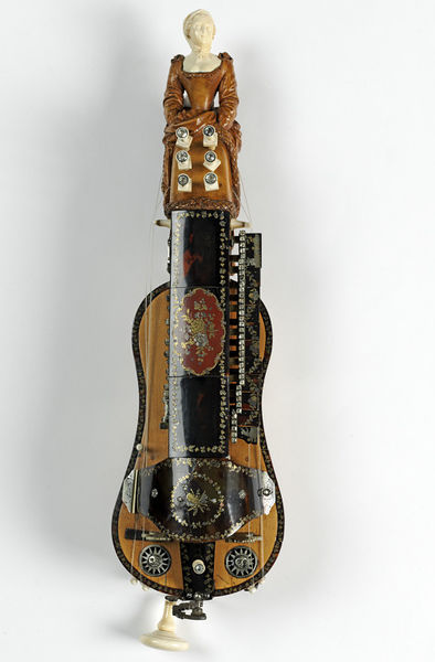 Hurdy-gurdy | V&A Search the Collections