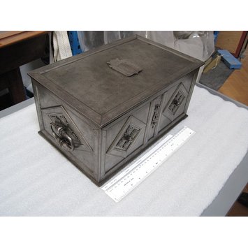 Casket Casket
