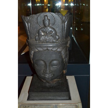 Buddha head Buddha head