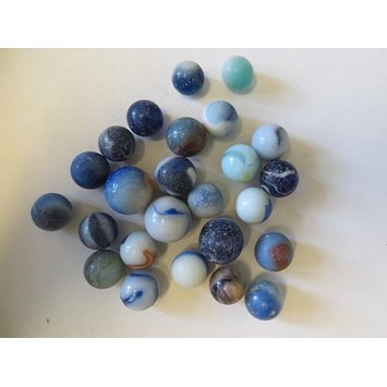 Set of marbles Set of marbles