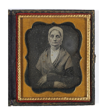 Daguerreotype - Woman alive Daguerreotype - Woman alive