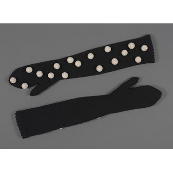 Gloves Gloves