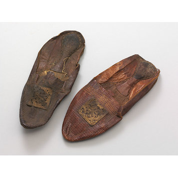 Pair of slippers | V&A Search the Collections