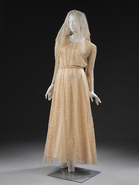 coco chanel v&a