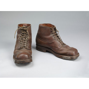 abercrombie & fitch boots