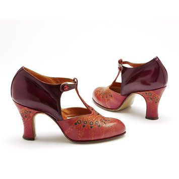 Pair of day shoes Pair of day shoes