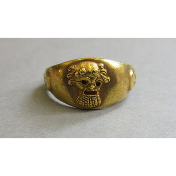 Signet ring Signet ring