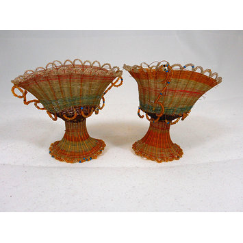 Pair of cups Pair of cups