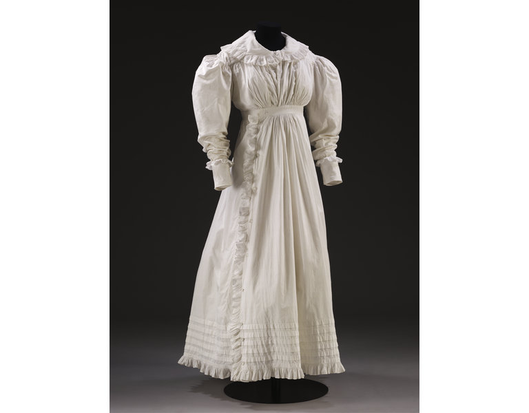 Nursing gown | V&A Search the Collections