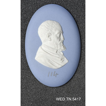 Portrait Medallion Portrait Medallion