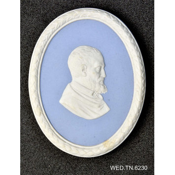 Portrait Medallion Portrait Medallion