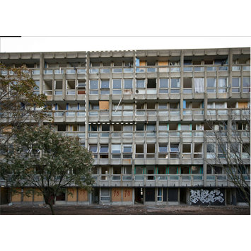 Building - Robin Hood Gardens, Poplar, London, by Alison and Peter Smithson Building - Robin Hood Gardens, Poplar, London, by Alison and Peter Smithson
