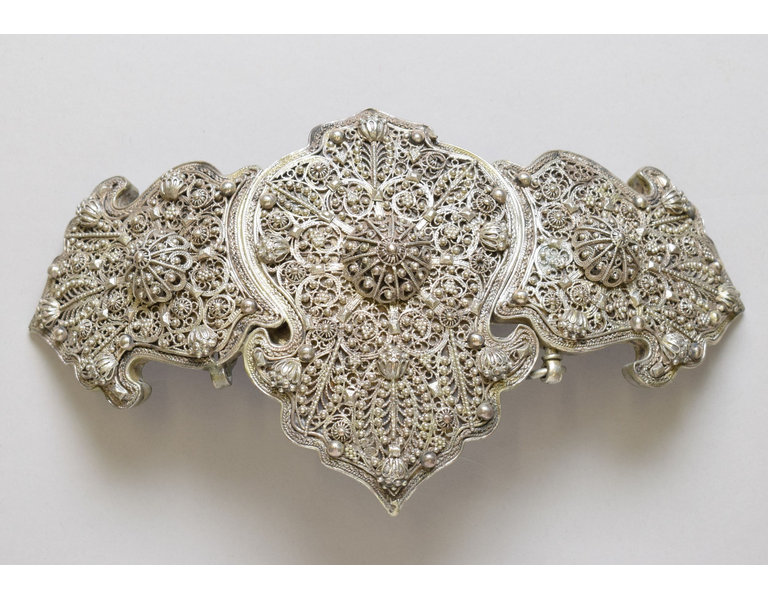 Belt clasp | V&A Search the Collections