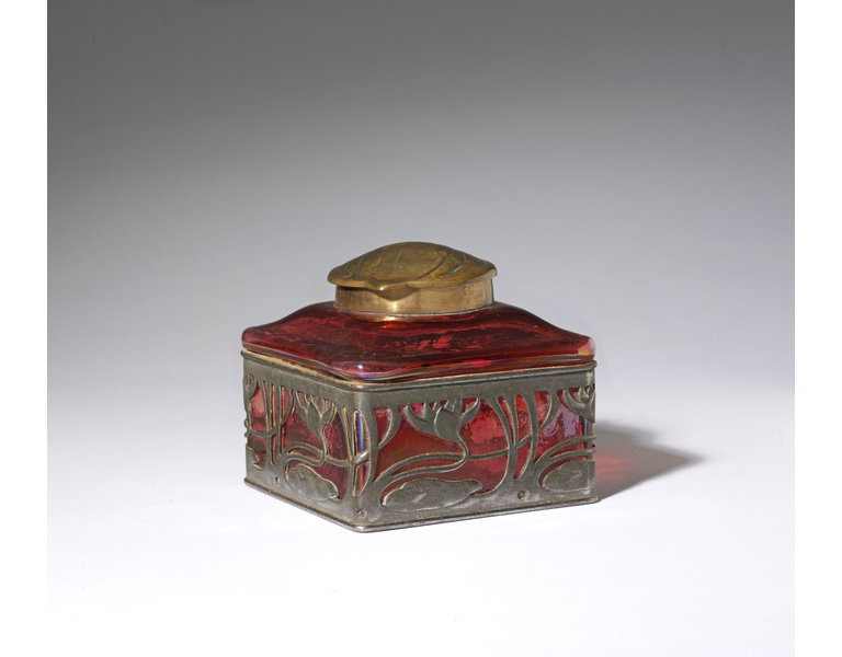 Inkwell V&A Explore The Collections